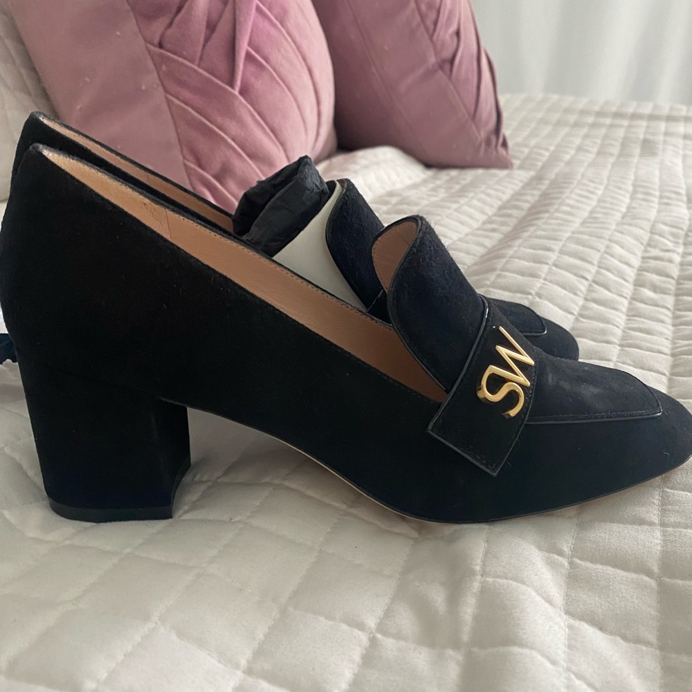 Brand new Stuart Weitzman - Size 6